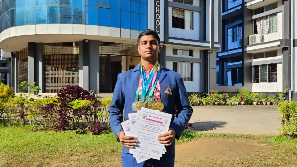 Randip Medhi at state aquatic championships